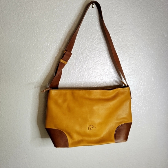 Ducks Unlimited Leather Conceal Purse - Picture 1 of 10